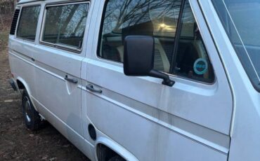 Volkswagen-Vw-vanagon-1981-white-14-1