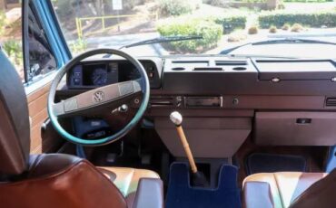 Volkswagen-Westfalia-vanagon-1982-228526-7