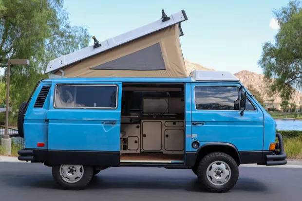 Volkswagen-Westfalia-vanagon-1982-228526