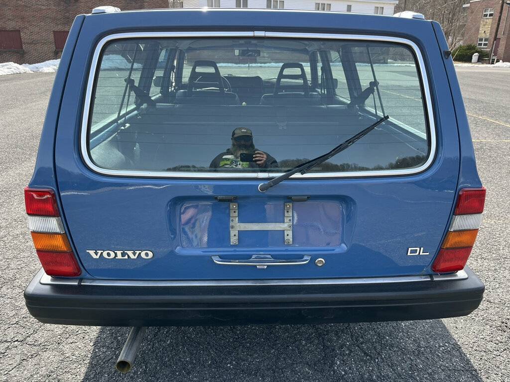 Volvo-240-1985-blue-550394-18