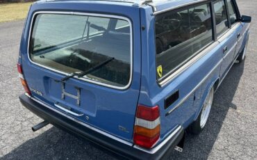 Volvo-240-1985-blue-550394-20