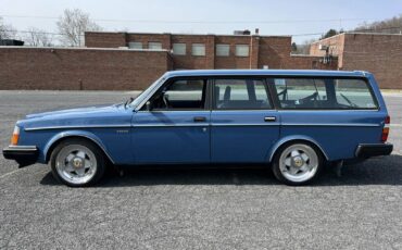 Volvo-240-1985-blue-550394-21