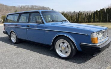 Volvo-240-1985-blue-550394