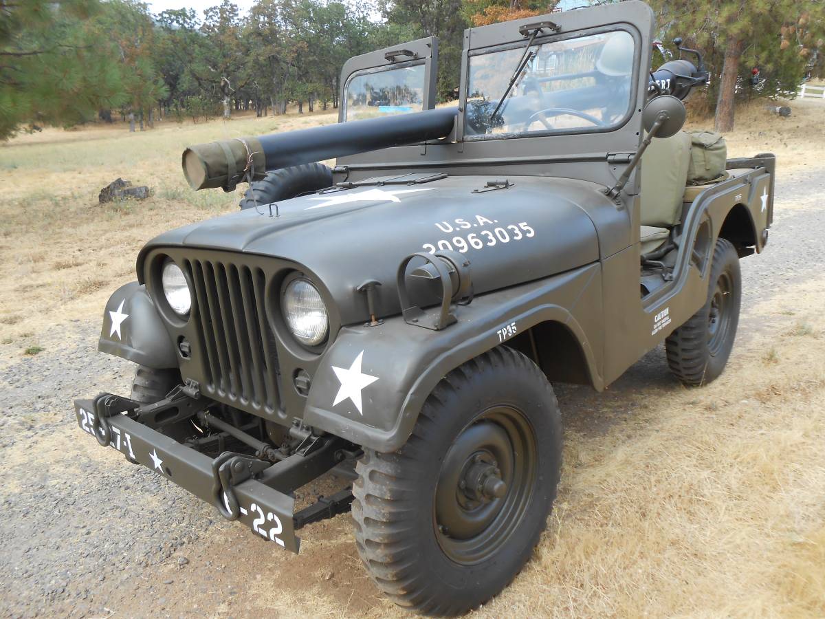 Willys-M38a1c-1952-green-37567